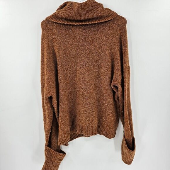 Chelsea 28 sweater turtleneck fuzzy warm medium brown soft - Picture 2 of 3